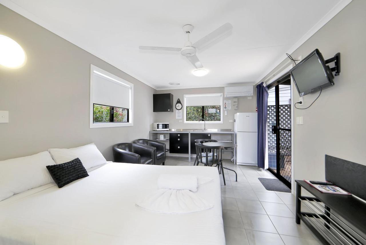 Cane Village Holiday Park Bundaberg Exterior foto